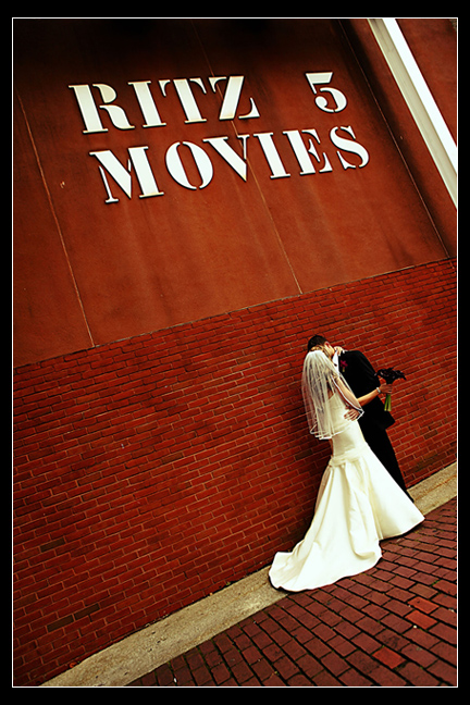 Real Wedding: Modern Elegance via TheELD.com